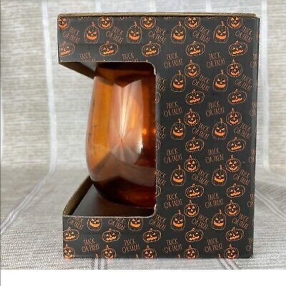 Rae Dunn Wine Glasses 🎃👻 - Picture 6 of 9